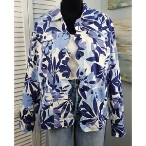 Southern Lady Denim Jacket Size Small Blue White Floral Scalloped NWOT